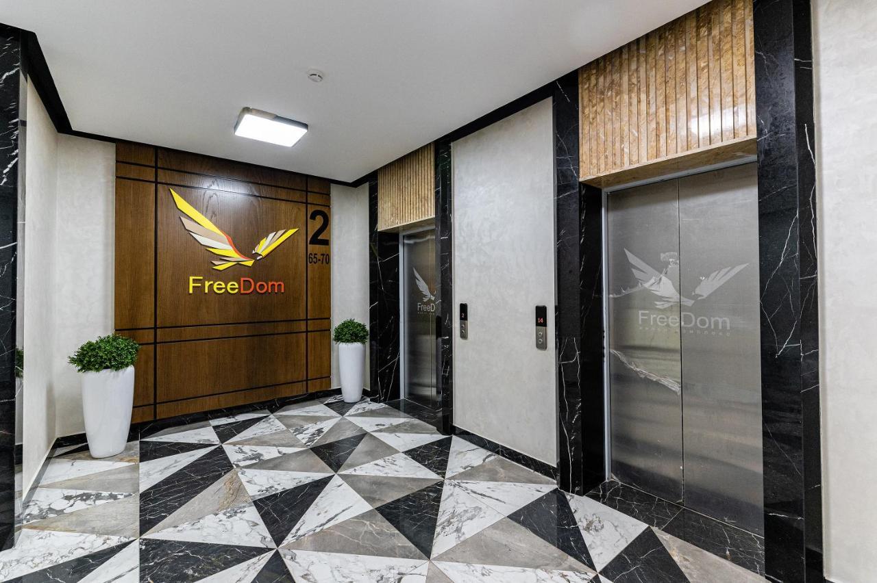 Уютная 1 Комнатная Freedom Lägenhet Astana Exteriör bild